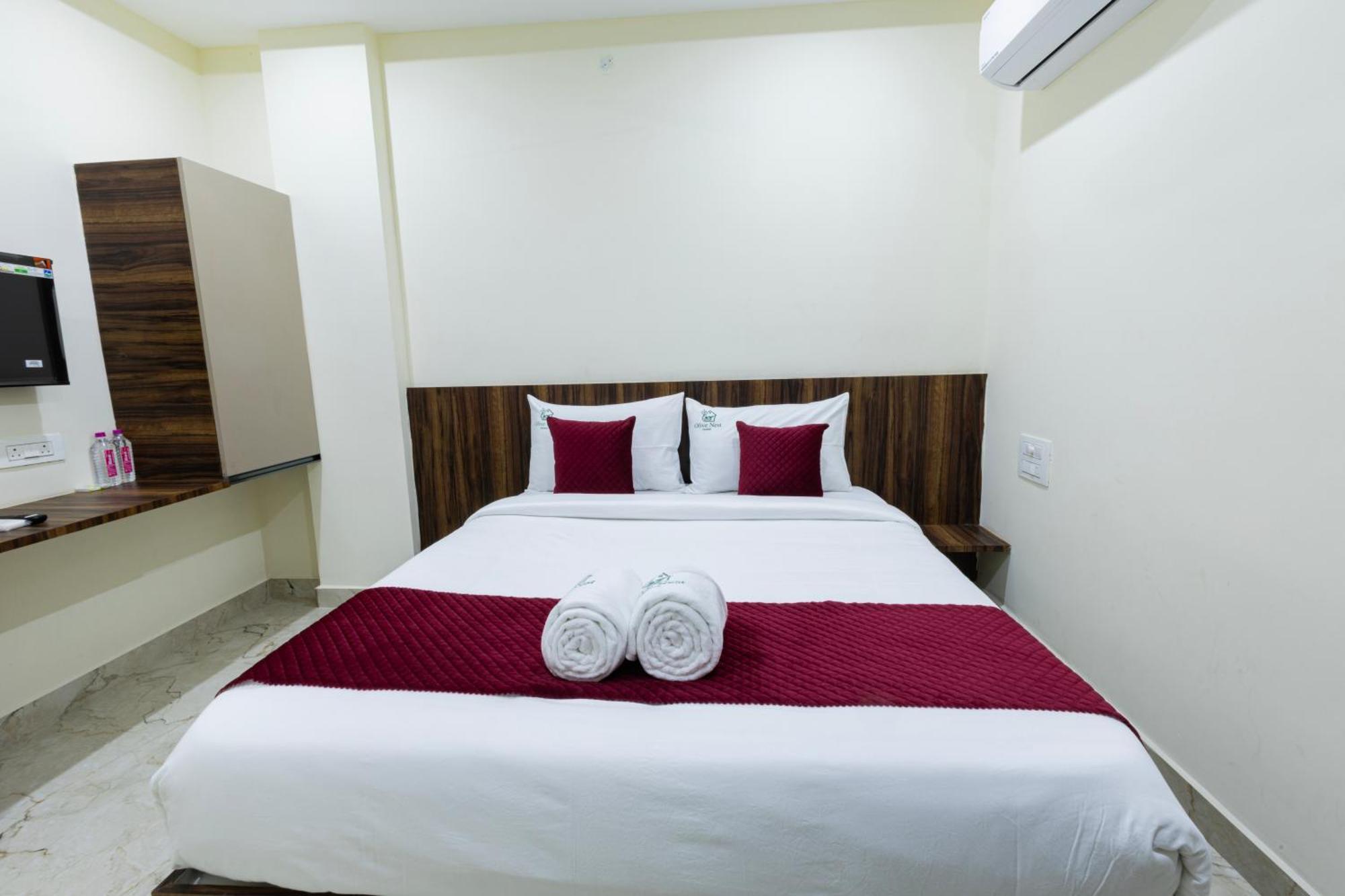 Olive Nest- Tirupati Bus Stand- 300 Meters, Railway Station- 400 Meters Exterior foto